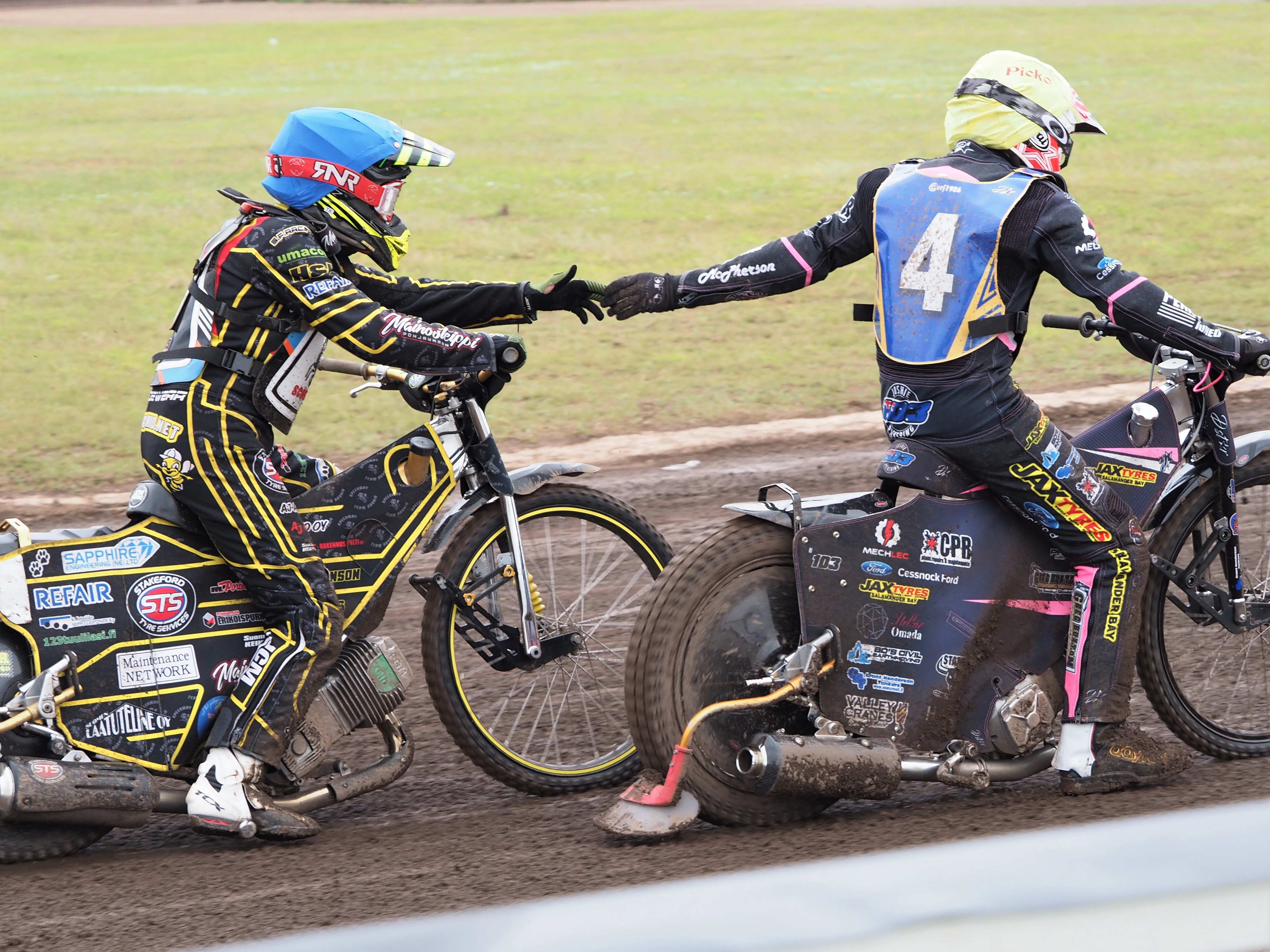 OLYMPUS DIGITAL CAMERA